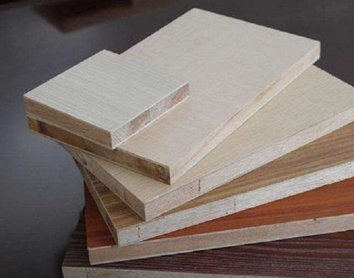 木质包装板涂胶
